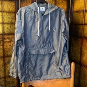 Southern proper pullover